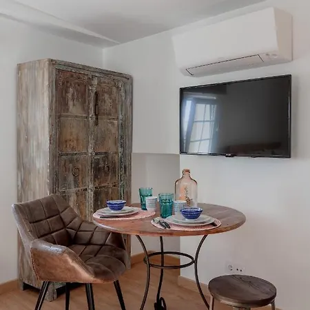 Alfama River View شقة *