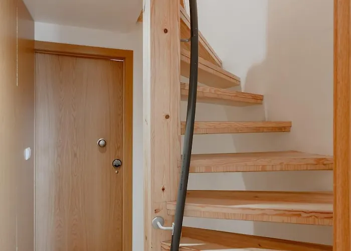 Alfama River View Апартаменти *