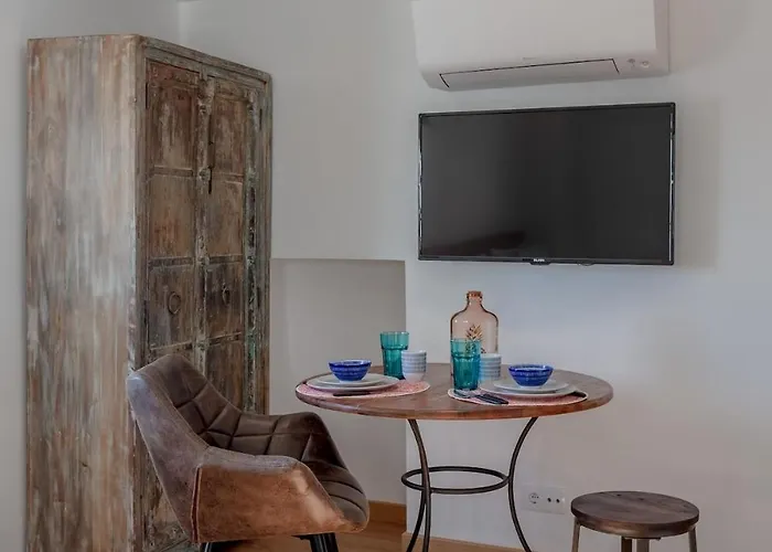 Alfama River View Апартаменти Лісабон