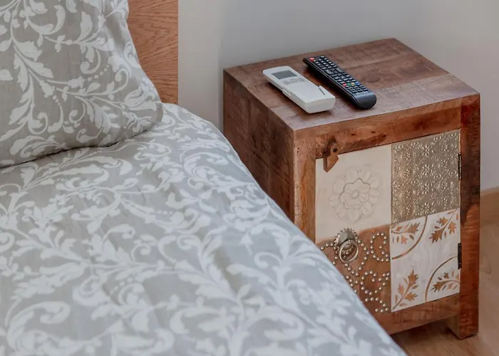 Апартаменти Alfama River View